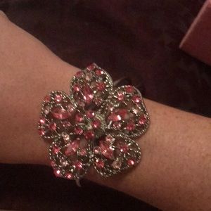 Pretty rhinestone flower wrist cuff